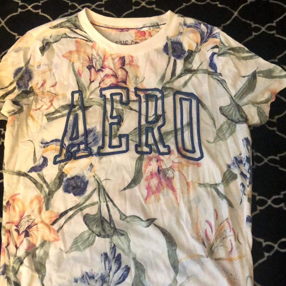 aéropostale tee